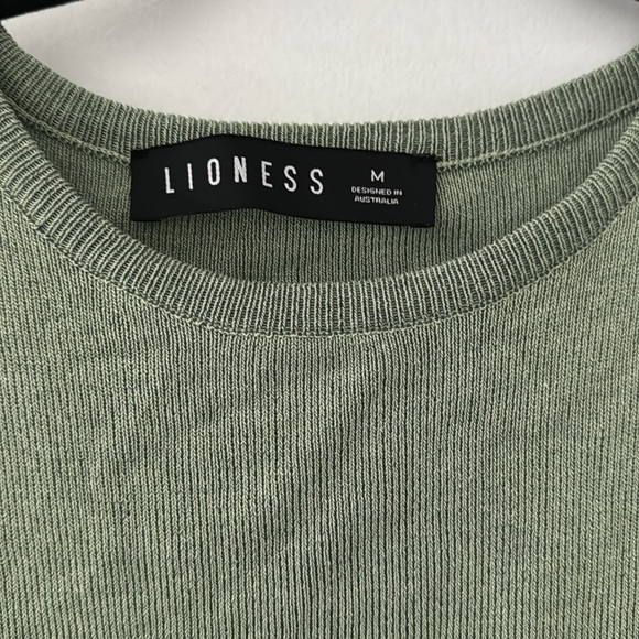 Lioness Sage Dress Adjustable Dress - Picture 3 of 4